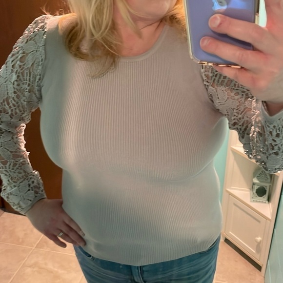 Size XL blush color blouse - Picture 7 of 7